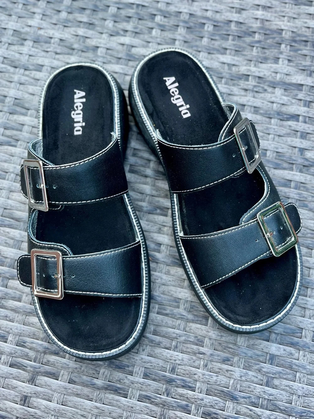 Alegria Iza Black Double-Buckle Platform Slide Sandals size EU 40, US 9.5 - Picture 7 of 9